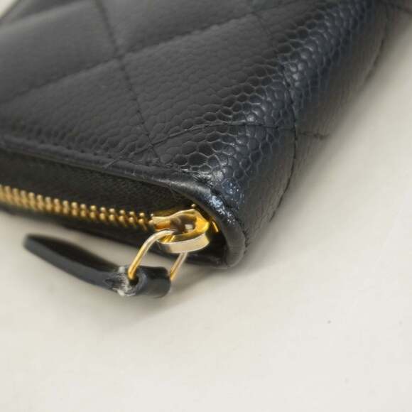 CHANEL Authentic Black Caviar Leather Wallet - Picture 5 of 10